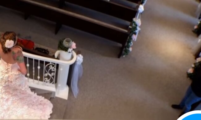 Widząc suknie ślubną wszyscy onemieli. Przecierali oczy ze zdumienia widząc papier toaletowy