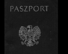 paszport PRL, screen Youtube @Zapachopium