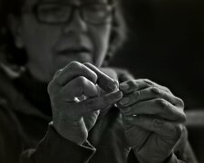 Z życia wzięte. "Zauważyłam zacieki w ich łazience i wszystko wyszorowałam": Myślałam, że pomagam, a synowa wpadła w szał