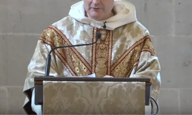 Ksiądz/Yt @Godzdogz