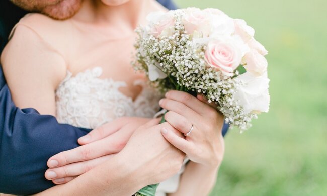 Para postanowiła wziąć ślub w hospicjum. Powód dla jakiego zdecydowali się na ten krok wyciska z oczu łzy