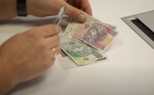 Banknoty, źródło: YouTube/ Marciniak - Numizmatyka