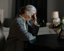 Z życia wzięte. Po odejściu męża znalazłam jego drugi telefon. Ostatnią wiadomość wysłał w dniu naszej rocznicy