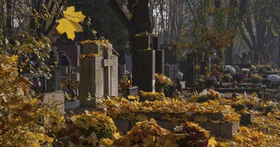 Niespodziewany apel Prymasa Polski. Chodzi o 1 listopada