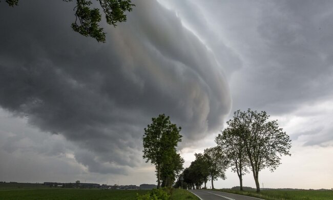 Prognoza pogody na sobotę nie rozpieszcza, źródło: Interia Pogoda