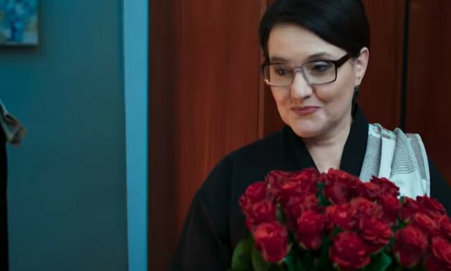 kobieta, screen Youtube @NaikrashchiSerialyEver