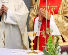 Czy po pasterce powinniśmy iść jeszcze do kościoła? Obowiązki katolików w Boże Narodzenie 2019