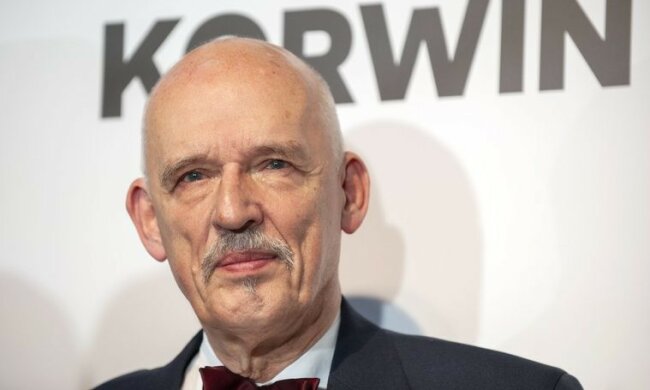 Korwin-Mikke pochwalił się swoim domem. Jak mieszka poseł?