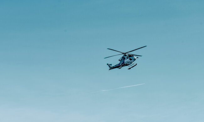Helikopter z gwiazdami telewizji rozbił się. Ogromne płomienie na miejscu