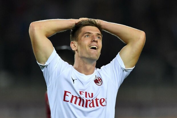 Włoskie media nie mają litości dla Piątka. „Jest obcym ciałem w drużynie Milanu”