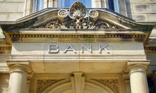 Kolejne przerwy techniczne w bankach. Klientów mogą spotkać utrudnienia