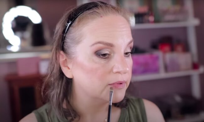 Makijaż 50+ / YouTube:  Jill Lynn Beauty Therapy