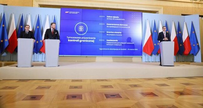 Premier Mateusz Morawiecki wprowadza stan zagrożenia epidemiologicznego. Obowiązuje on od dzisiaj. Co to oznacza