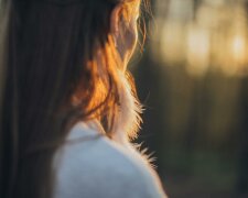 Z życia wzięte. "Zakochałam się w mężczyźnie starszym o trzydzieści lat": Nie wiedziałam, że to, co łączyło go z moim ojcem, zniszczy naszą rodzinę