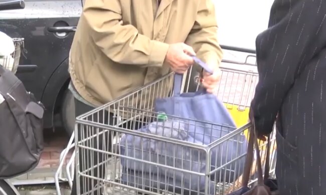 Zmiany w godzinach dla seniorów. Wiele osób odetchnie z ulgą. Jakie decyzje zapadły