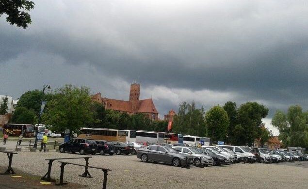 Parking w Malborku. Źródło: malbork1.pl