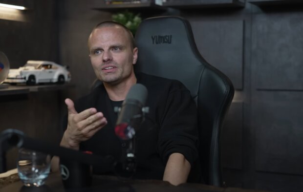 Marcin Hakiel, źródło: YouTube/ zurnalistapl