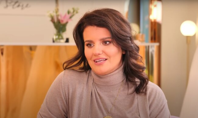 Zosia Zborowska/ YouTube:  Wedding Dream - Izabela Janachowska