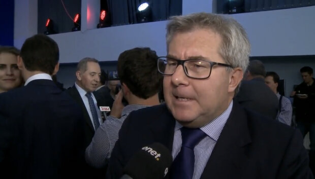 Ryszard Czarnecki. Źródło: youtube.com / Onet.pl