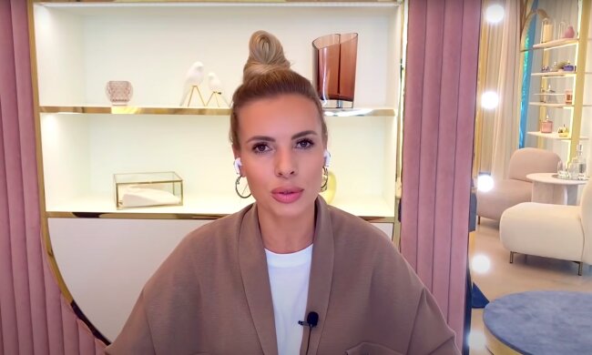 Izabela Janachowska / YouTube:  W MOIM STYLU Magda Mołek