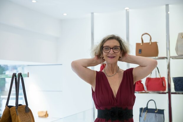 Z życia wzięte. "Teściowa wyrzuciła moje rzeczy przez okno": Mąż wrócił dosłownie w ostatniej chwili