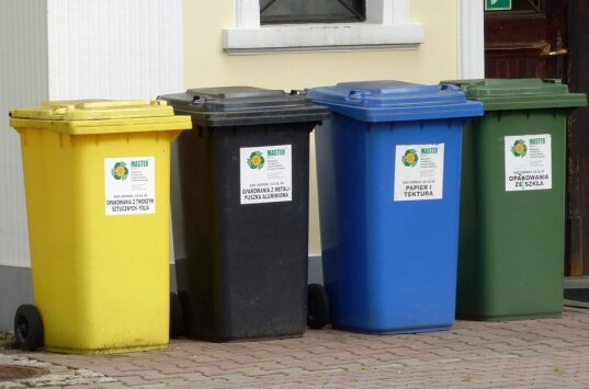 Zmiana zasad wywozu śmieci. Już od stycznia każdy dom musi mieć specjalny pojemnik