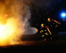 Kraków: w środku nocy pomiędzy blokami pojawił się ogień. Co się stało