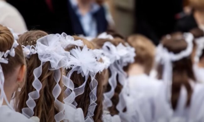 Pierwsza Komunia Święta/YouTube @PRO100zmostu