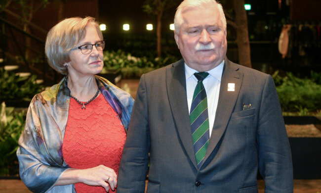 Pięćdziesiąta rocznica ślubu Danuty i Lecha Wałęsów. Jak wyglądały początki ich miłości