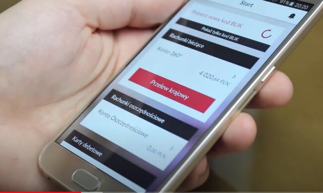 Bank, aplikacja. Screen: YouTube