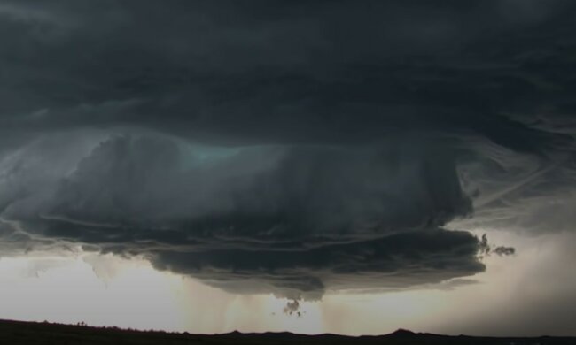 Majówka 2021. IMGiW wydaje pierwsze alerty. Może być intensywnie