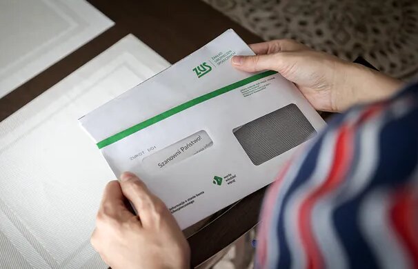 Fala listów z ZUSu do Polaków. Są tam zawarte ważne informacje