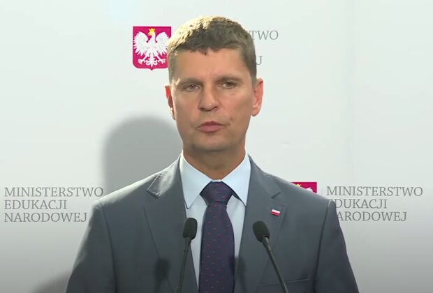 Minister edukacji narodowej - Dariusz Piontkowski / YouTube: Onet News