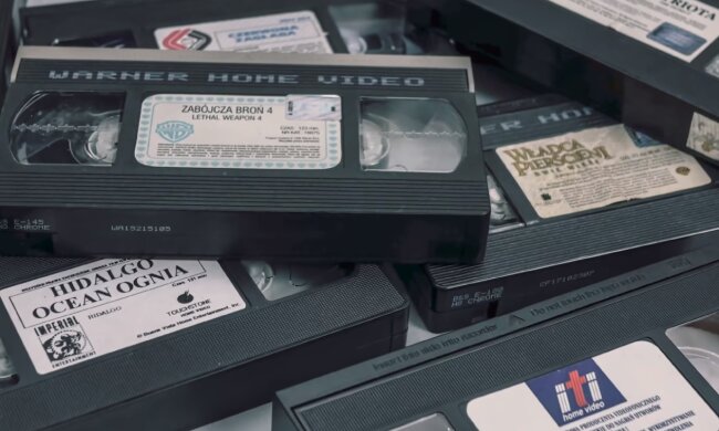 Kasety VHS. Źródło: Youtube Loading...