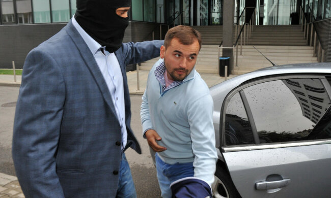 Nowe doniesienia w sprawie Dubienickiego. Były mąż Marty Kaczyńskiej został aresztowany. Święta spędzi "na dołku"