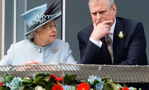 Królowa Elżbieta II i książę Andrzej/YouTube @ Najnowsze Wiadomości 24H