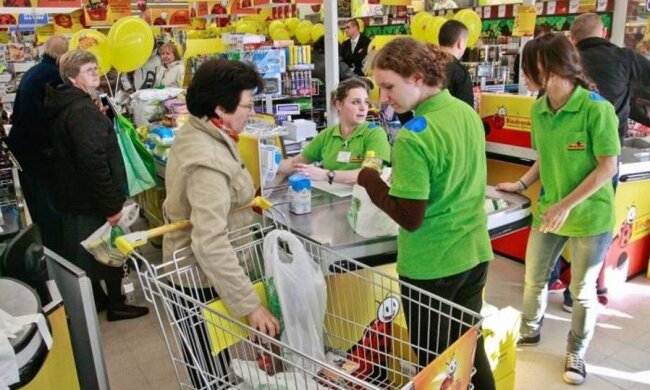 Niezwykła nowa oferta Biedronki! Zakupy trafią prosto pod Twoje drzwi