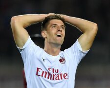 Włoskie media nie mają litości dla Piątka. „Jest obcym ciałem w drużynie Milanu”