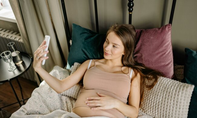 Z życia wzięte. "Wyrzucili mnie na bruk, gdy dowiedzieli się o ciąży": Wrócili dopiero wtedy, gdy poradziłam sobie sama