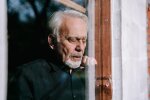 Z życia wzięte. "Dałem wnukowi mieszkanie, a on chciał się mnie pozbyć": Ta decyzja zniszczyła mi resztę życia