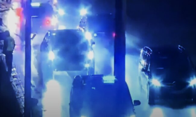 Kolumna, źródło: YouTube/ Music fm News