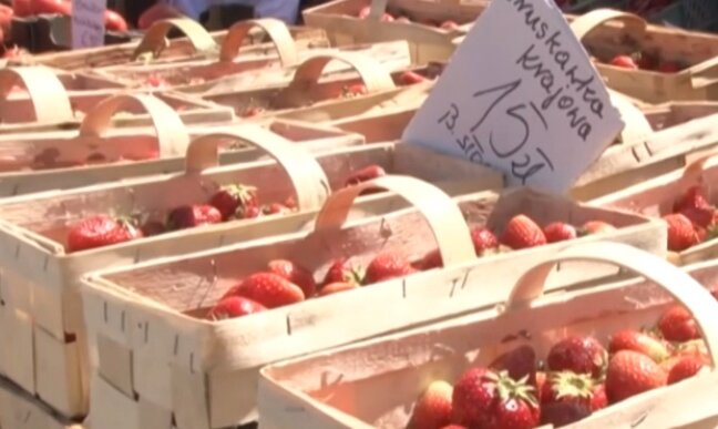 Truskawki. Źródło: Youtube