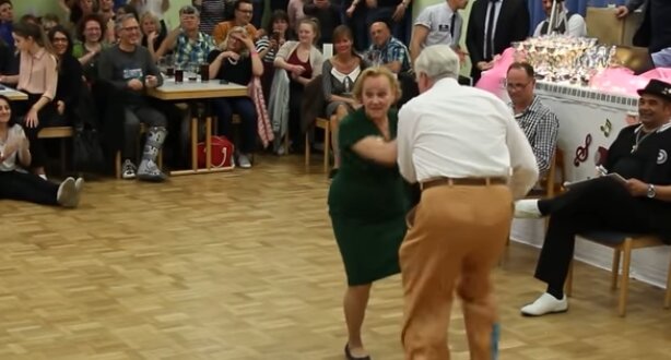 Taniec. Źródło: Youtube