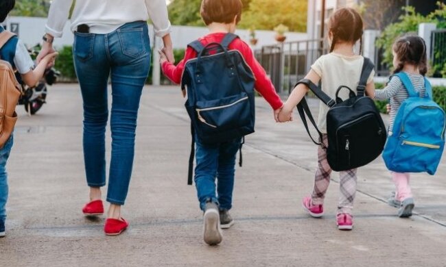 Uczniowie. Źródło: fizjoplaner.pl