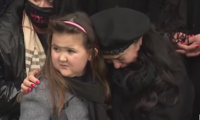 Tajemnicza dziewczynka/ screen youtube