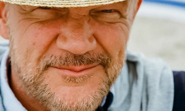 Cezary Pazura u stylistki. Ta zmiana wizerunku stała się hitem Instagrama