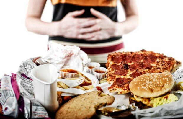 Czym jest głód emocjonalny? Przyczyny, dla których Twoja waga wciąż wzrasta!