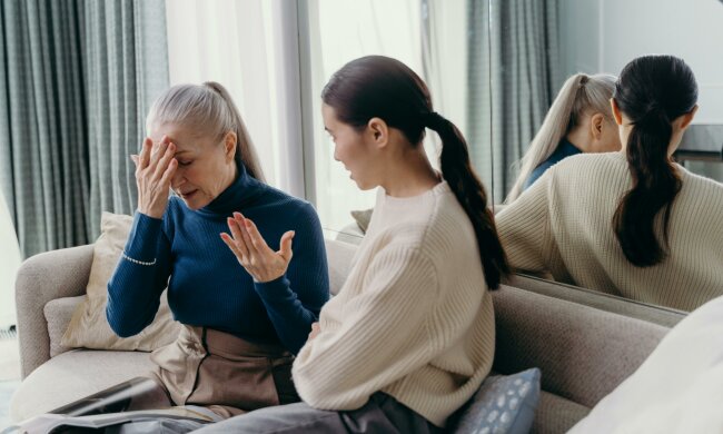 synowa i teściowa @pexels