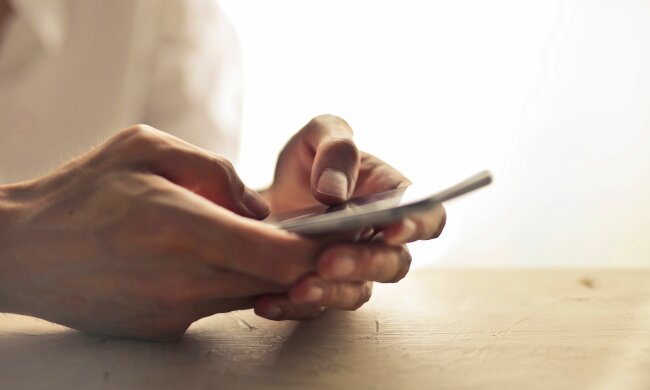 Polskie konta znalazły się na celowniku cyberprzestępców. Nie pomogą nawet kody wysyłane na telefon
