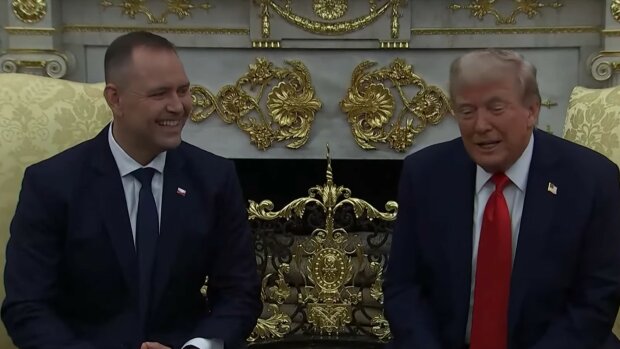 Donald Trump i Karol Nawrocki, screen Youtube @guardiannews